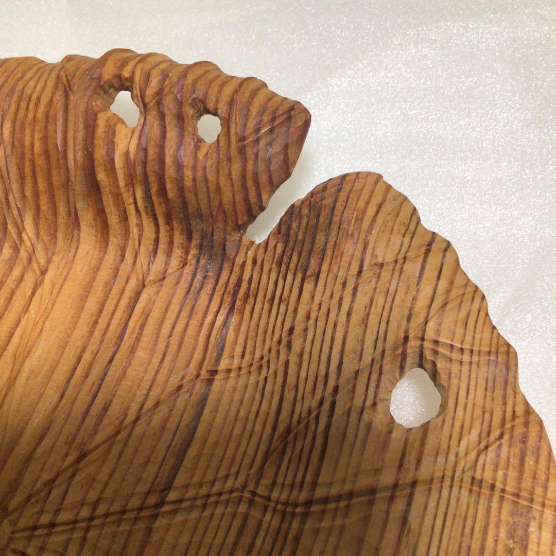 玉置玉泉作　木彫り　皿　木　蓮の葉