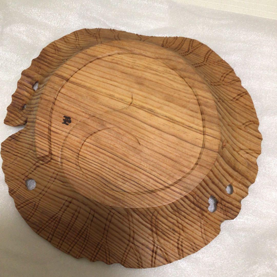 玉置玉泉作　木彫り　皿　木　蓮の葉