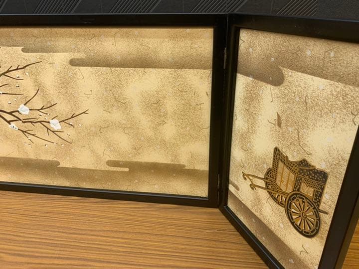 三月三枚折屏風 40号 梅と御所車