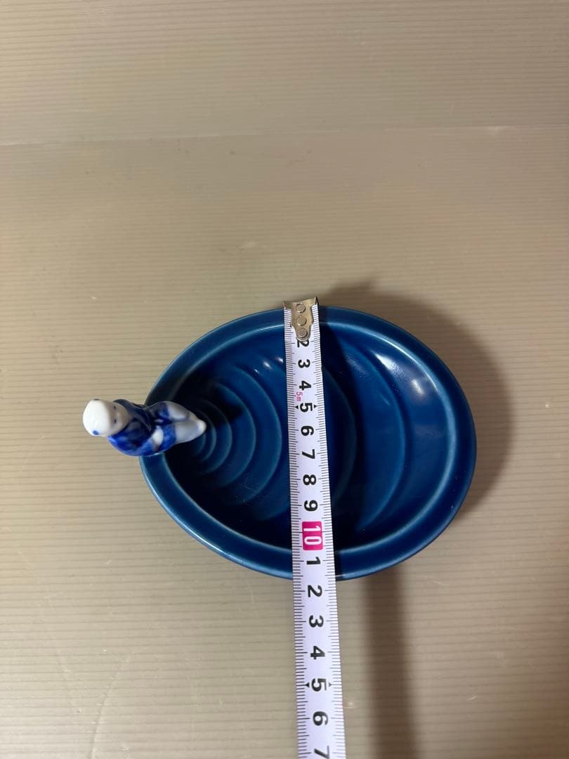 2810 有田焼　其泉　ルリ釉彩一閑人　おたま立