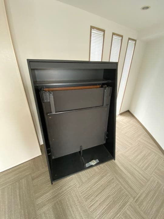 スウェーデン製　収納ベッド