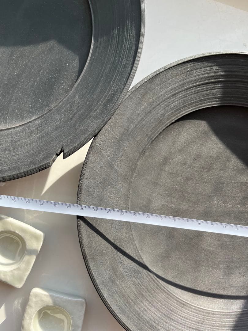 運天達也さん　約28センチのお皿　2枚セット＋おまけ