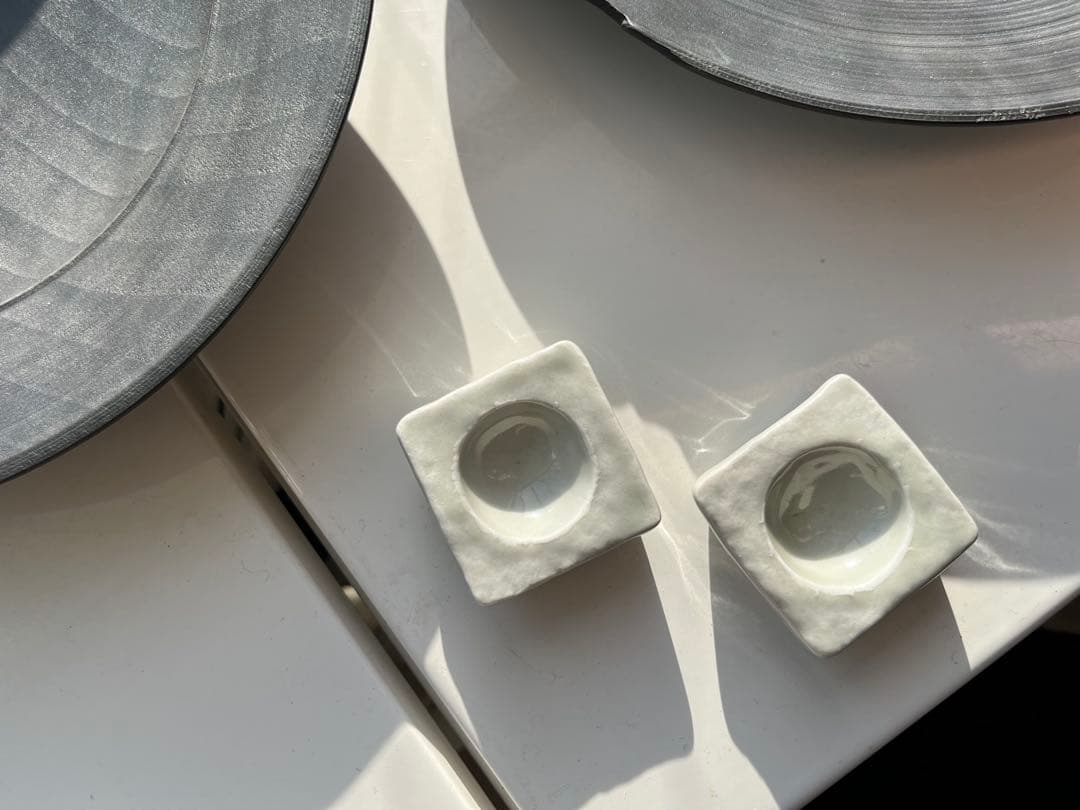 運天達也さん　約28センチのお皿　2枚セット＋おまけ