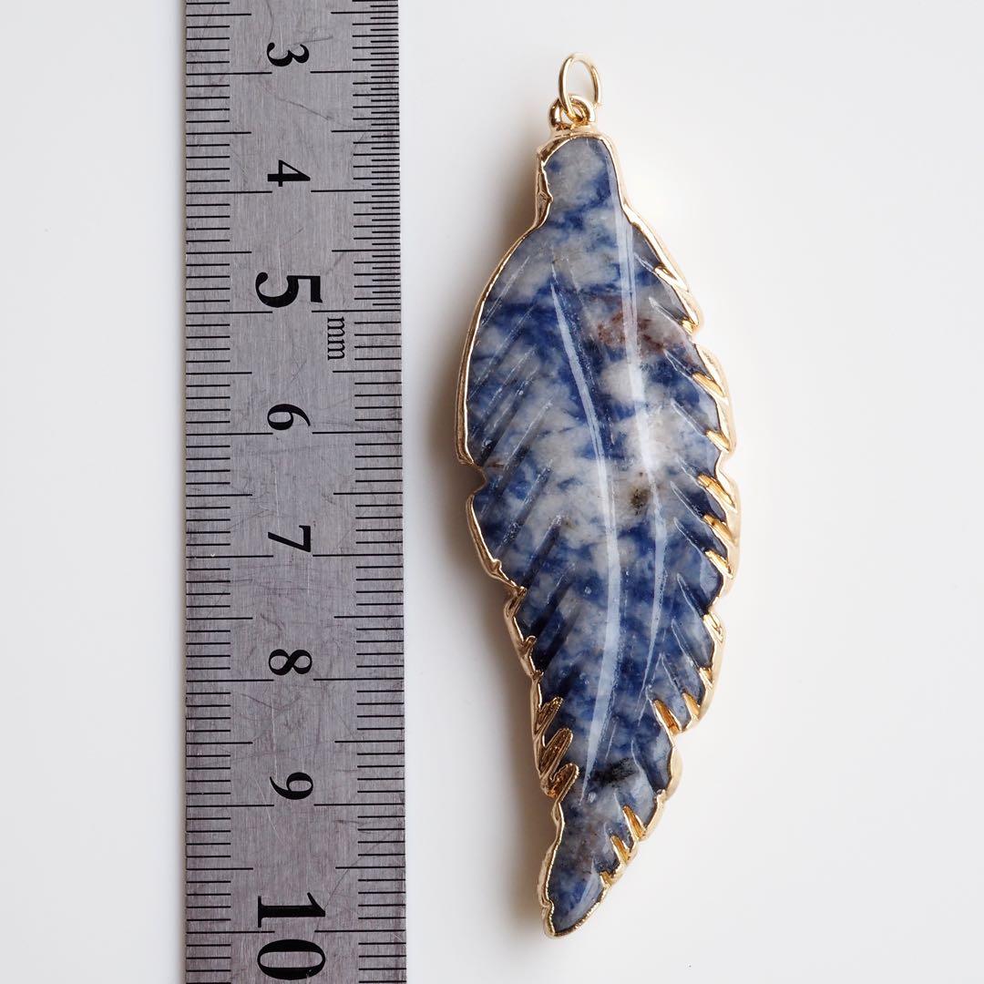 【はくとん( 'ω')ŧ‹\"ŧ‹\"】ブルースポットジャスパーの大粒トップ