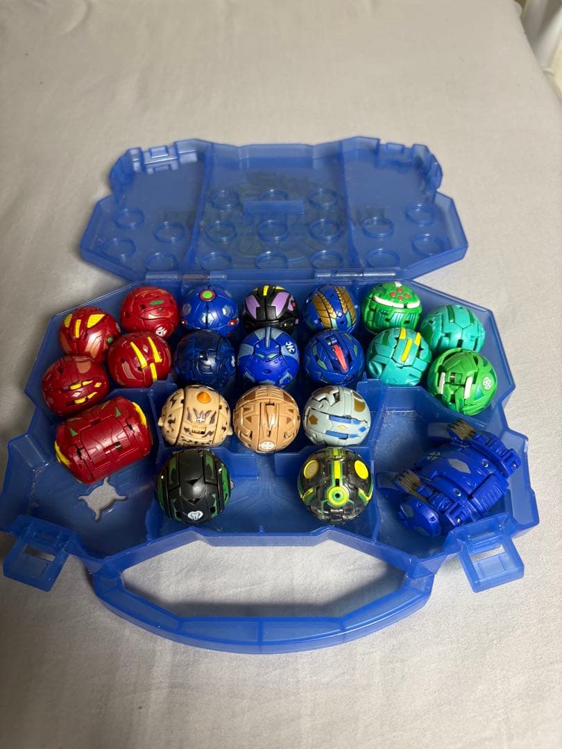 爆丸 20個セット 収納ケース付き - メルカリ