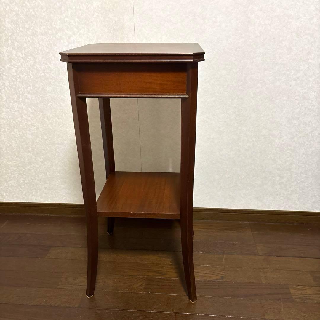 【美品】サイドテーブル アンティーク調 クラシック 花台 コンソール