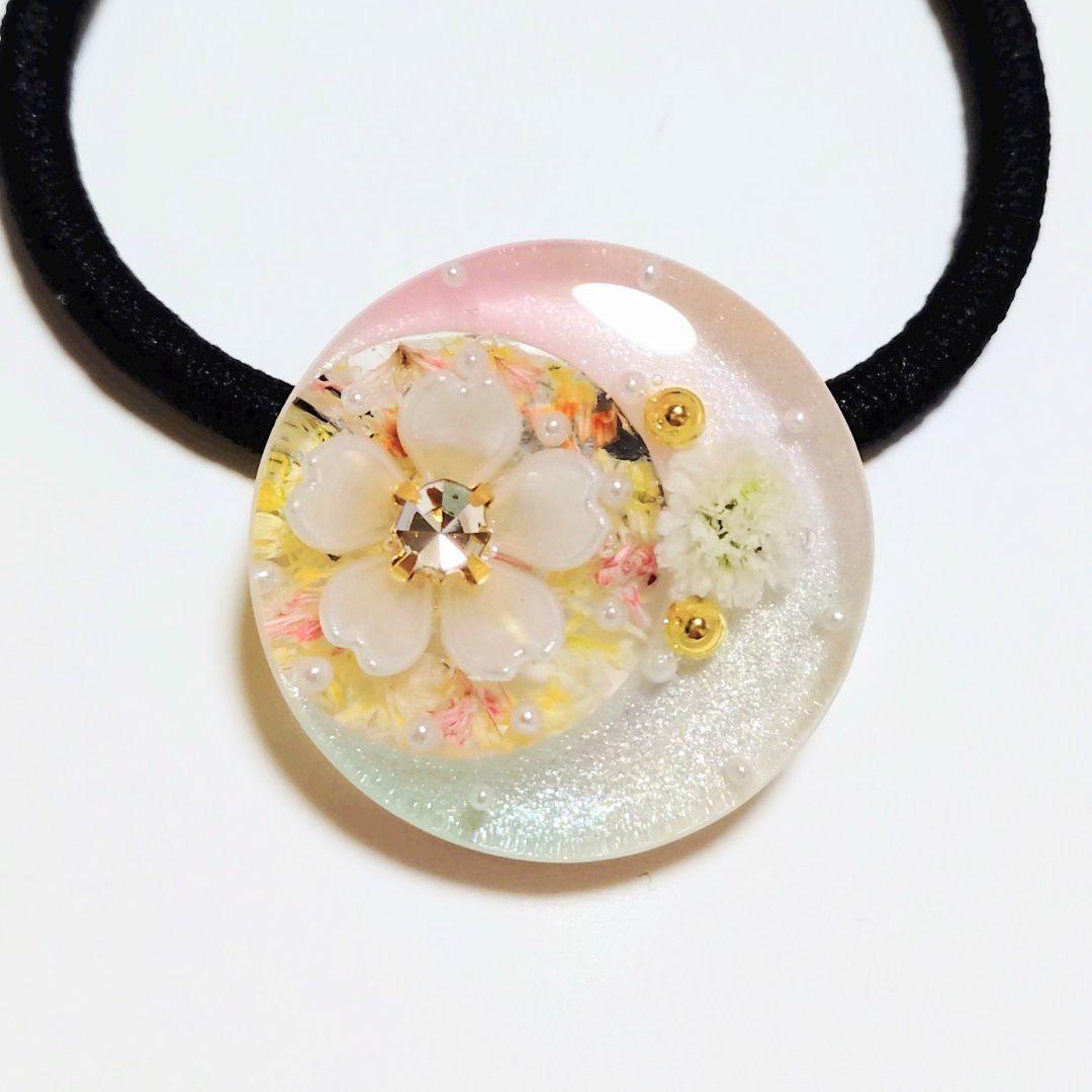 No.454　レジン ヘアゴム キーホルダー ピンバッジ さくら透け感あり
