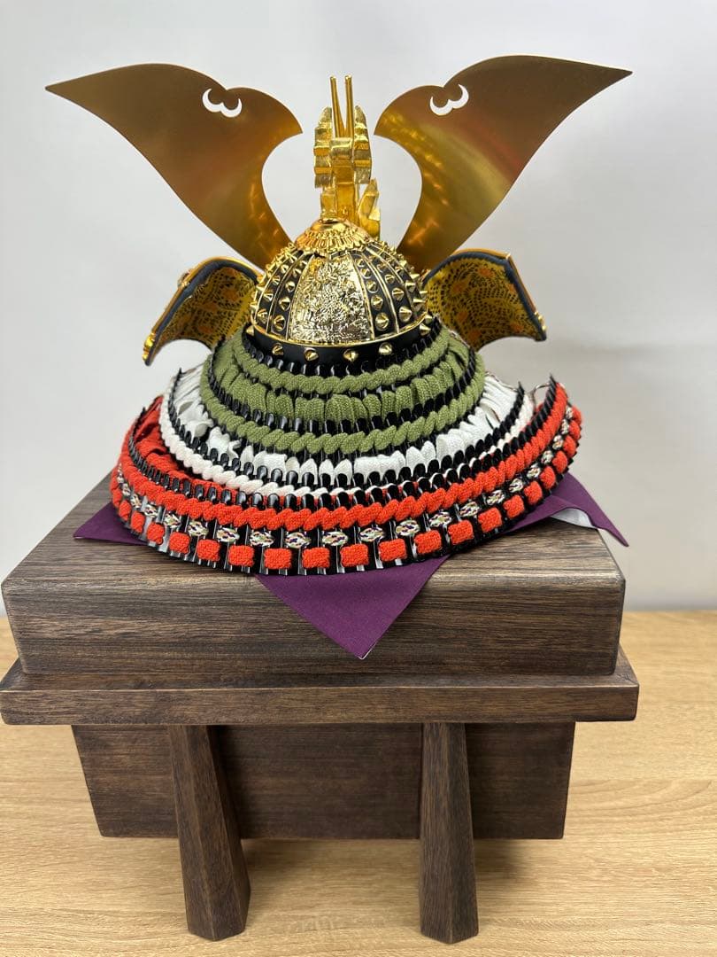 【五月人形】端午の節句　10号　飛天兜　色々縅兜