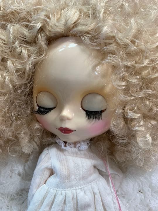 専用ページです✨✨アイシードール✨カスタムドール✨くるくるヘアー✨