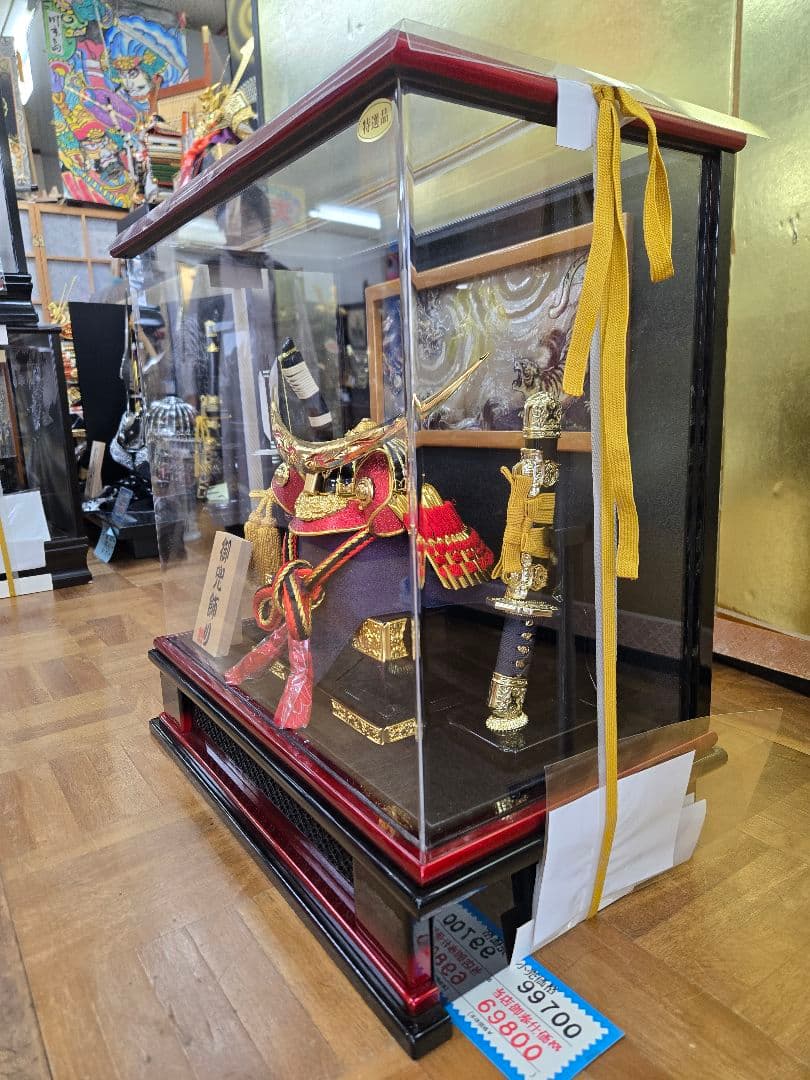 【展示品限り】五月人形　兜　伊達政宗　ケース飾り　※閉店セール　K26
