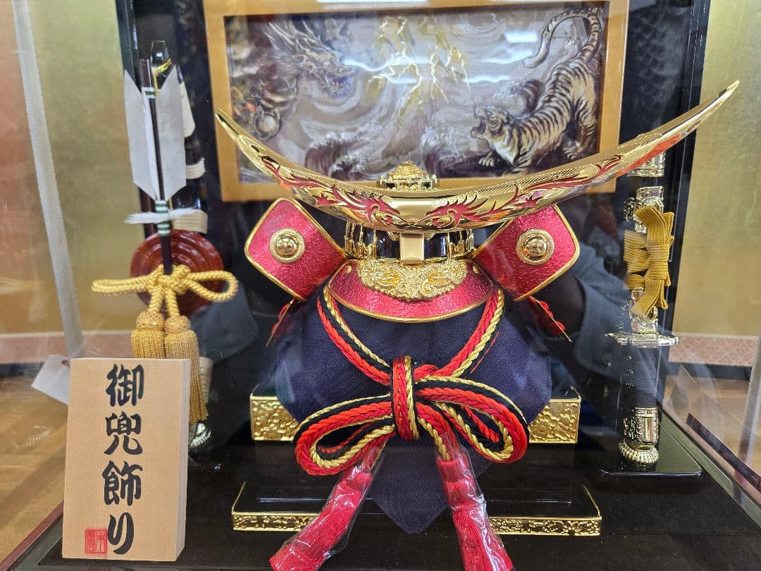 【展示品限り】五月人形　兜　伊達政宗　ケース飾り　※閉店セール　K26