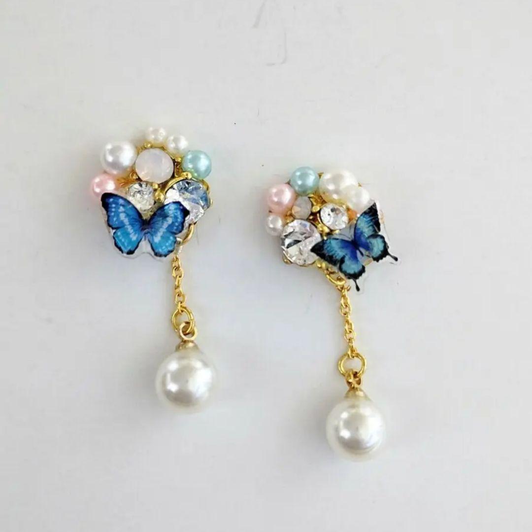 【528】ビジューのピアス／イヤリング