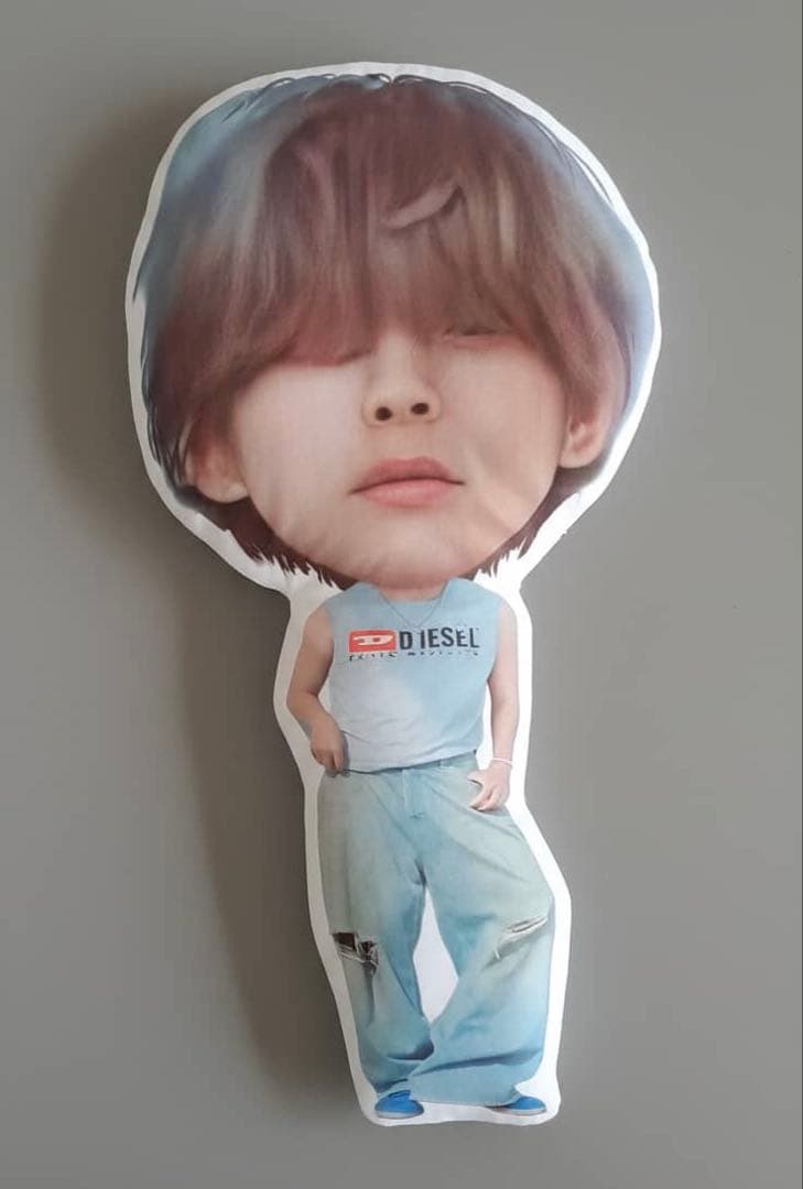 BTS Taehyung テヒョン テテ 2等身クッション 30cm - メルカリ