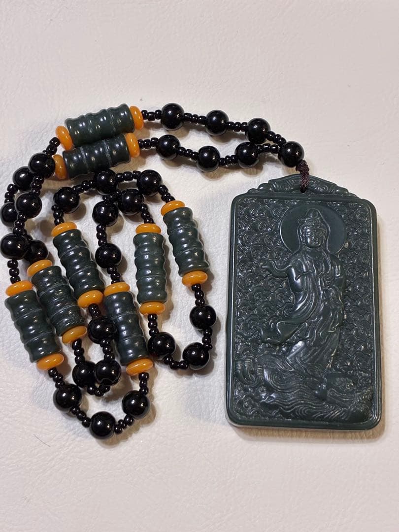 パワーストーン 天然石 御守り 翡翠 和田玉 ネフライト 軟玉 観音菩薩