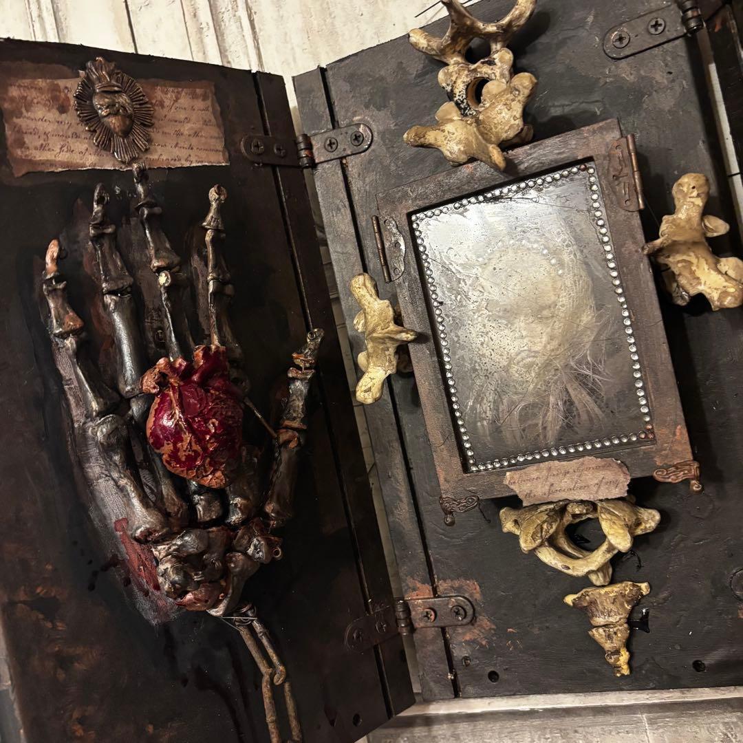 【Special Price】 赤子再生を願いし2つの魂 オブジェ