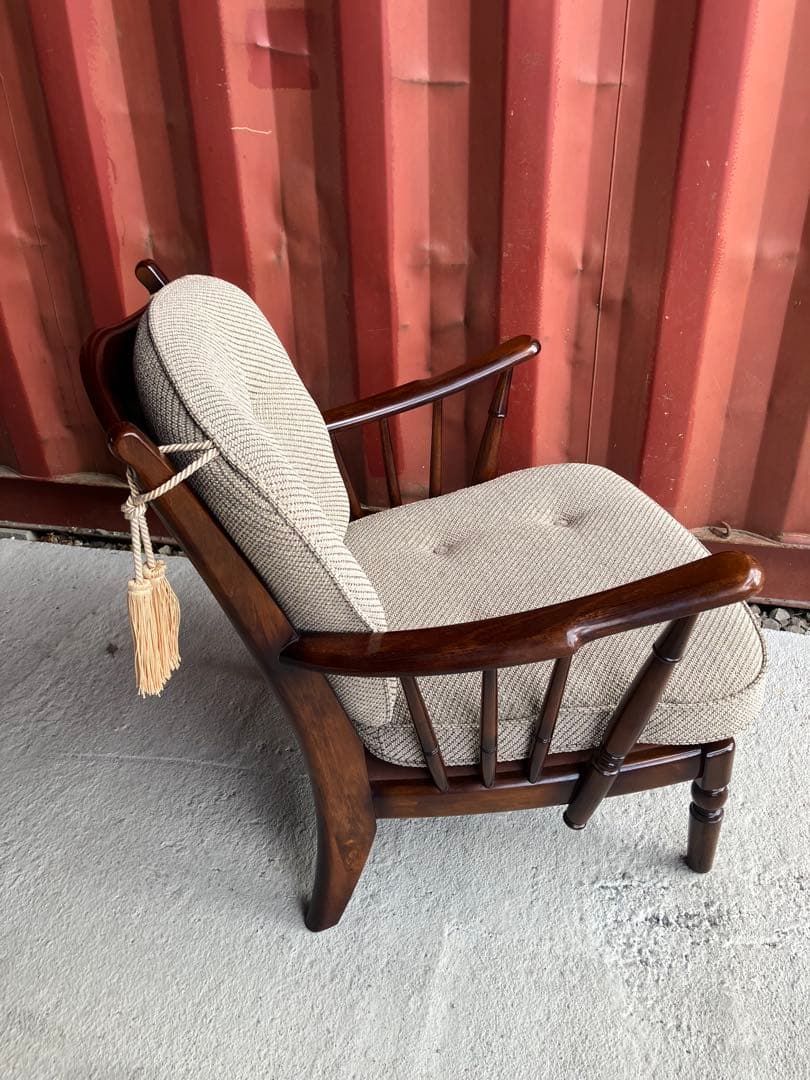 カリモクコロニアルWC47