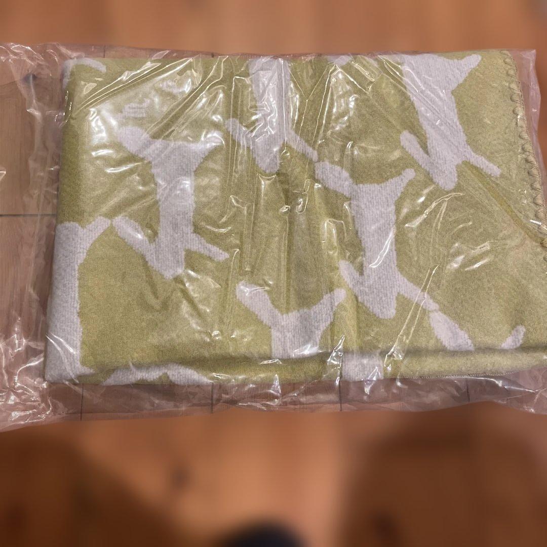 新品未使用ミナペルホネンウールブランケット run run run 黄色　中