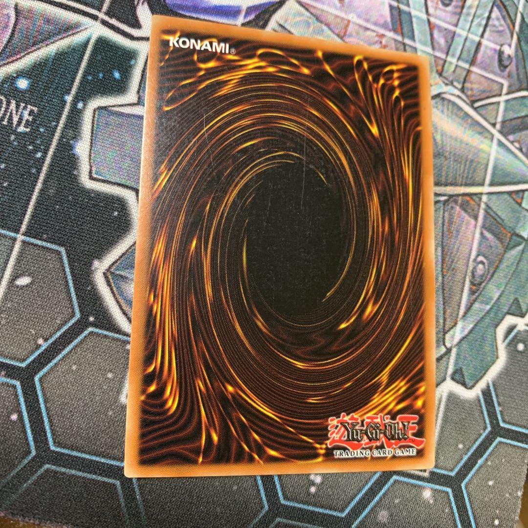 遊戯王 英語版 ブラック・マジシャン・ガール