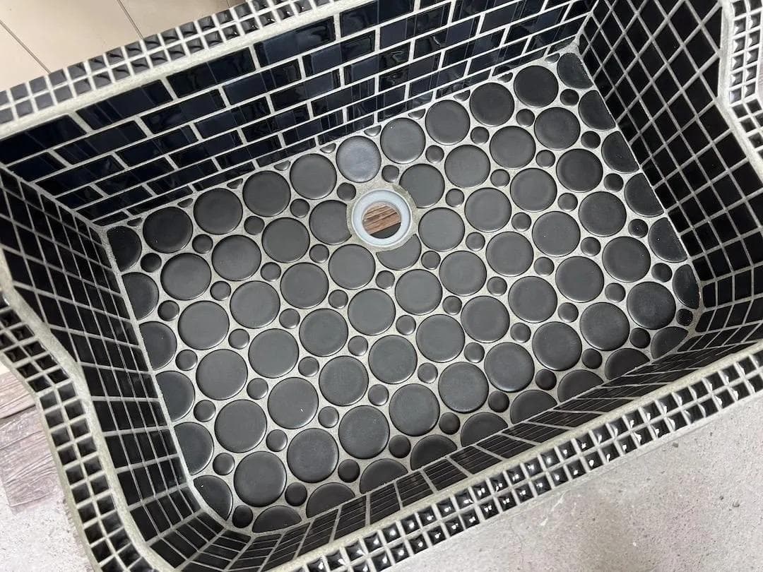 作善堂タイルシンク流し台　オールブラック　ライトＳＳサイズ　5039