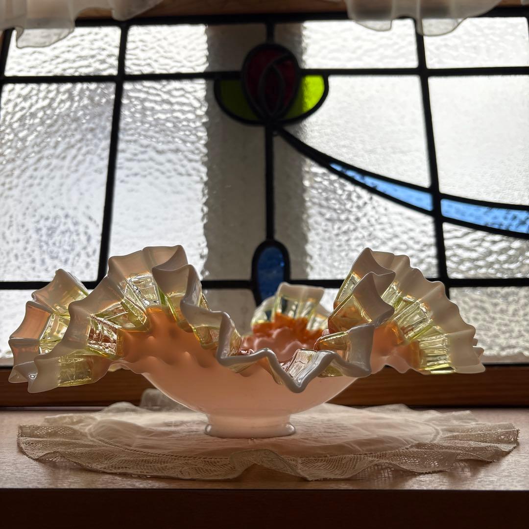 フランス アンティーク ガラスランプシェード　ヴァセリンガラス