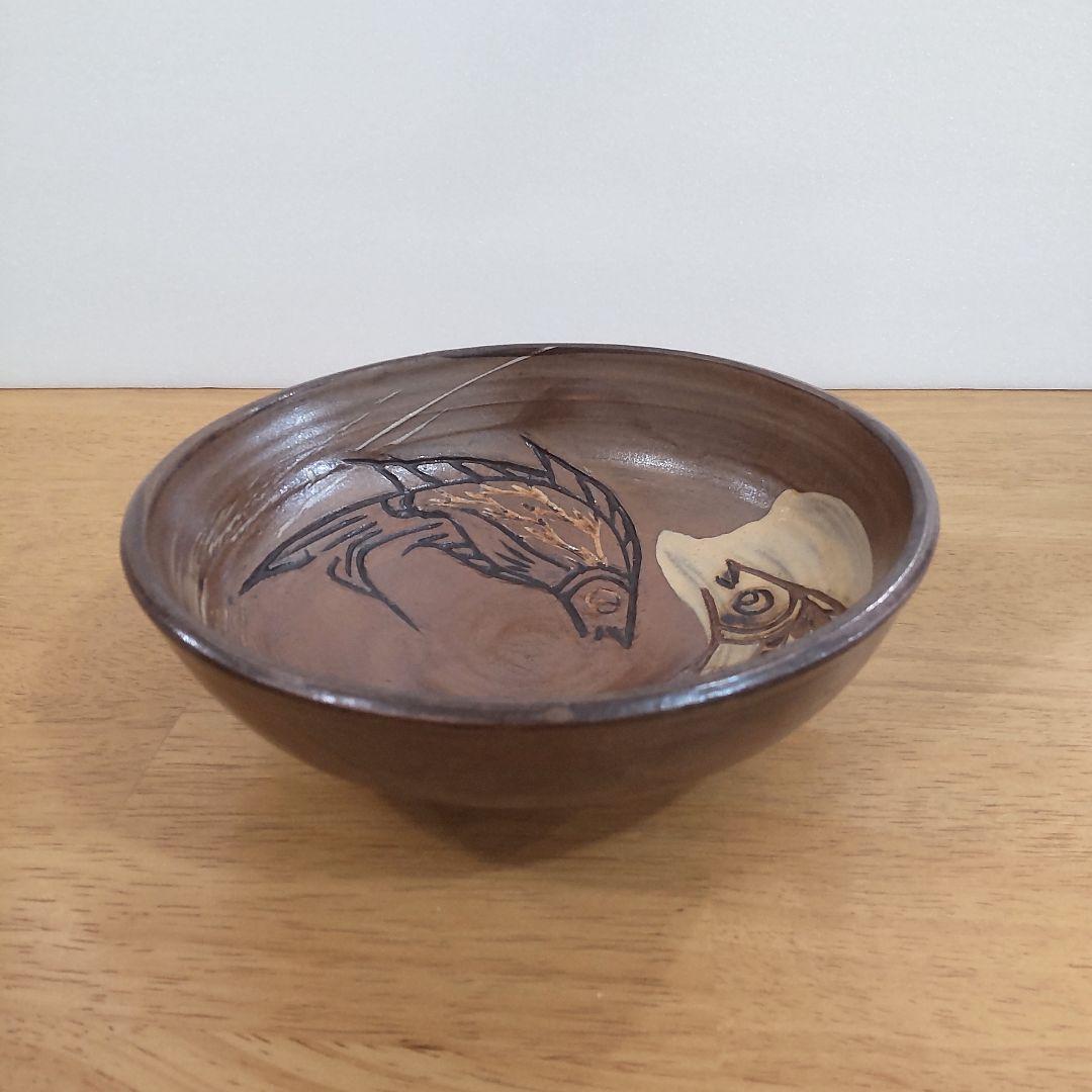 やちむん 読谷壺屋焼 (金城次郎・敏男・吉彦 金城陶器所) 6寸深皿 魚紋