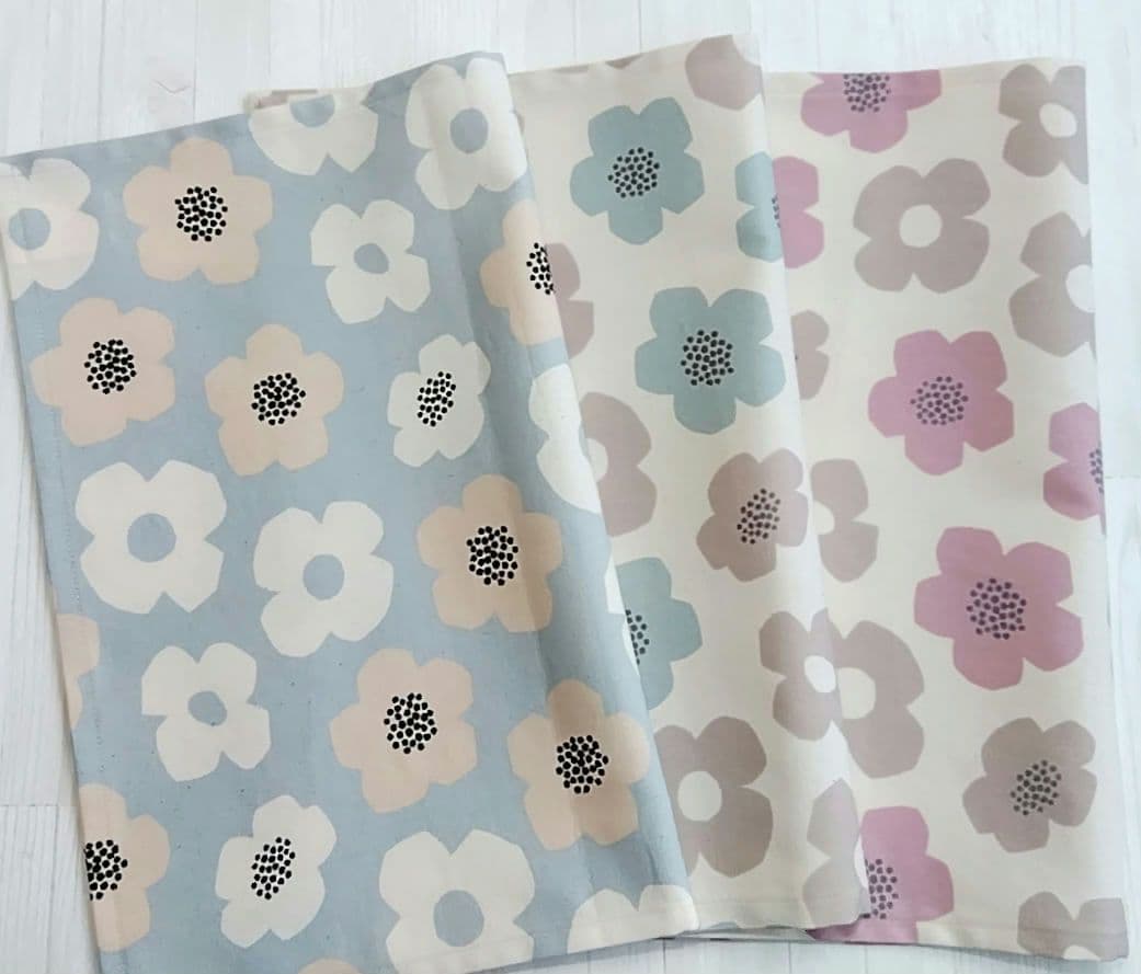 tora様 専用＊ランチョンマット ランチクロス 巾着袋 ループ付き お花