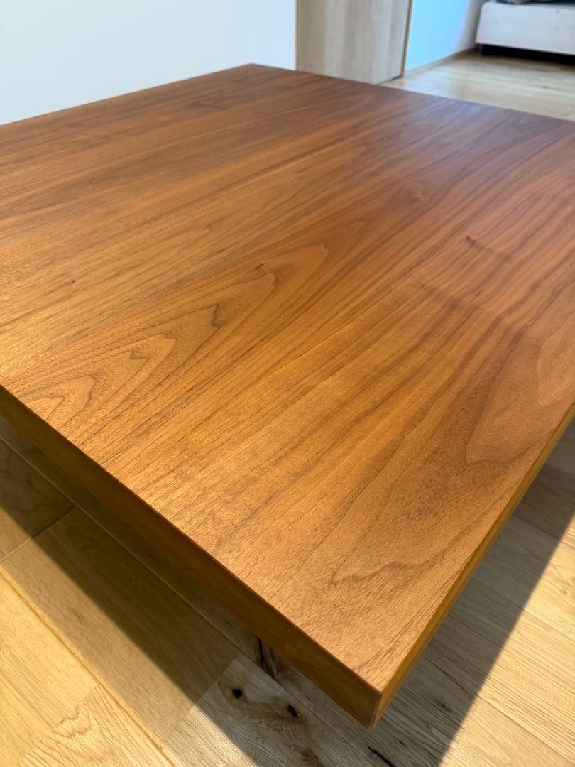 マスターウォール　リビングローテーブル