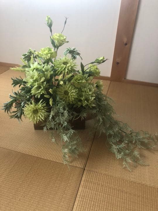 フラワーアレンジメント　イエロー系