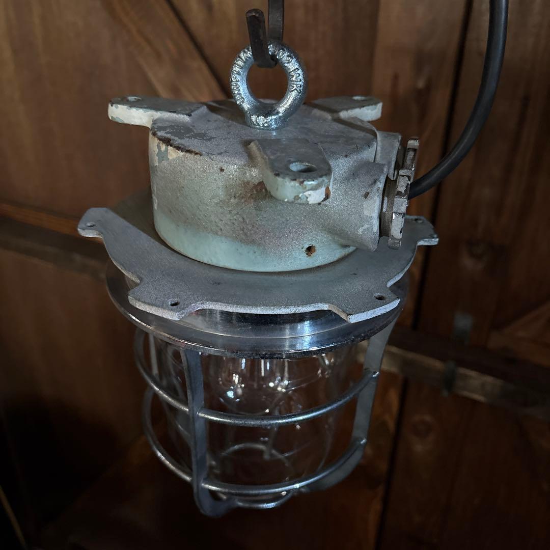 インダストリアル　ビンテージ　ランプ　1122