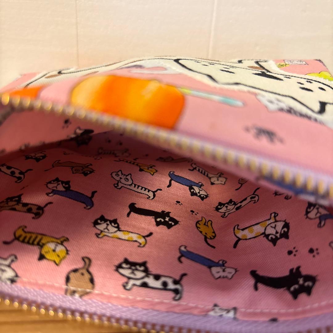 感謝価格　SALE 猫柄　16cmファスナーポーチ　人気　ハンドメイド