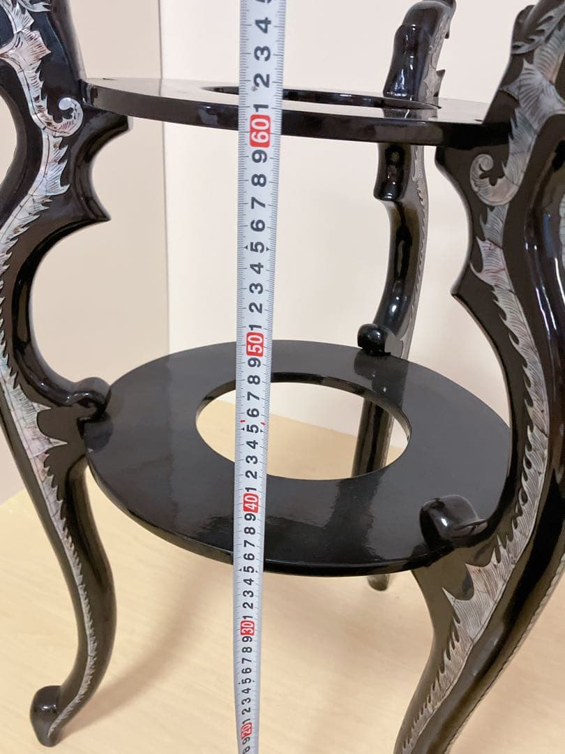 アンティーク調　飾り棚　花台　猫脚　螺鈿細工　サイドテーブル