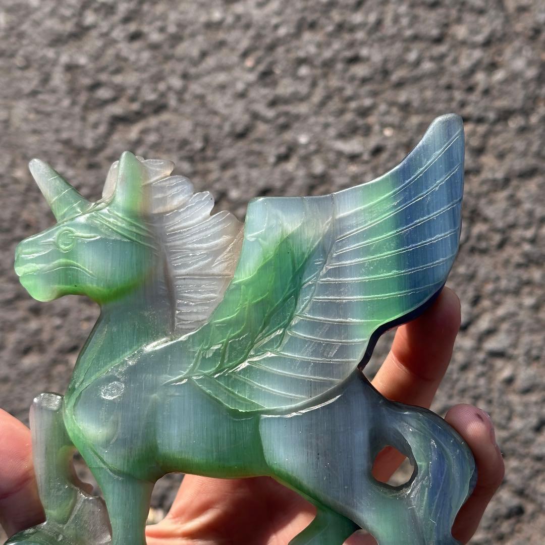 天然石猫目石のユニコーン　置物　ご購入前に在庫確認必要G.281