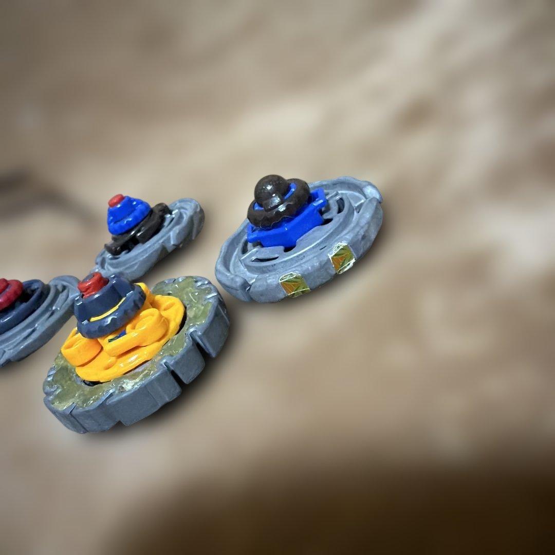 メタルファイトベイブレード 5個　デジタルパワーランチャー　ライトランチャー