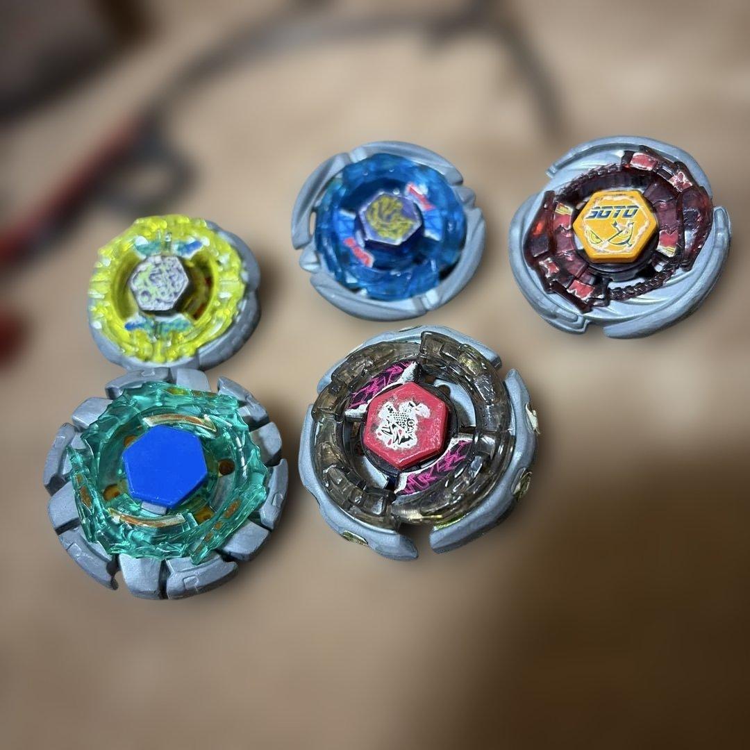 メタルファイトベイブレード 5個　デジタルパワーランチャー　ライトランチャー