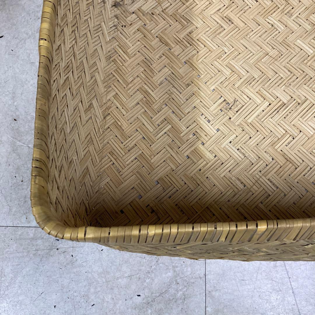 Ｂ-3 昭和レトロ 柳行李 竹細工 竹籠 竹かご 蓋つきかご 収納ボックス 葛籠
