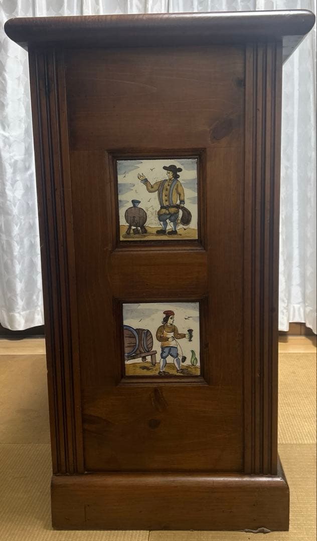 木製　キッチンカウンター（生地付き）　タイル装飾付き