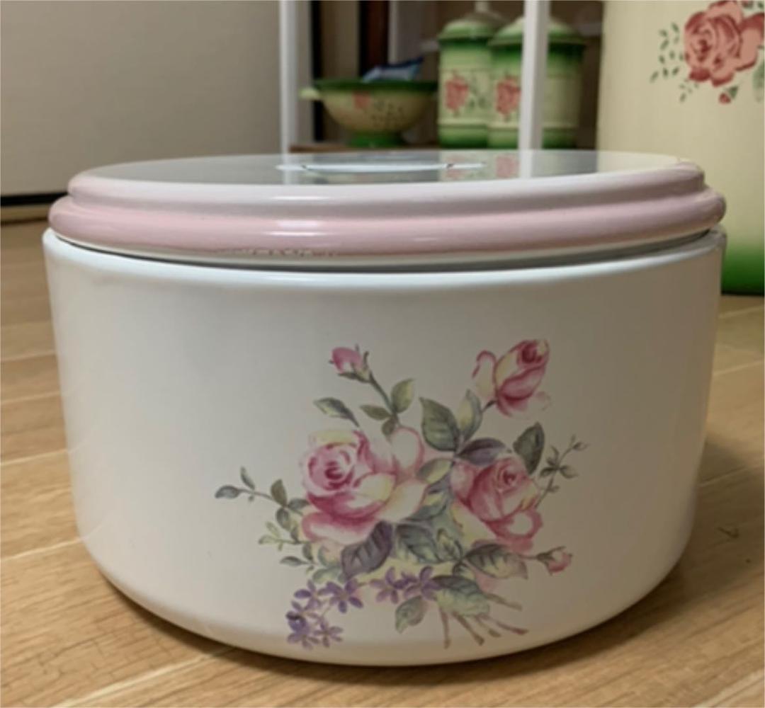 イマン　ビビアン丸缶L