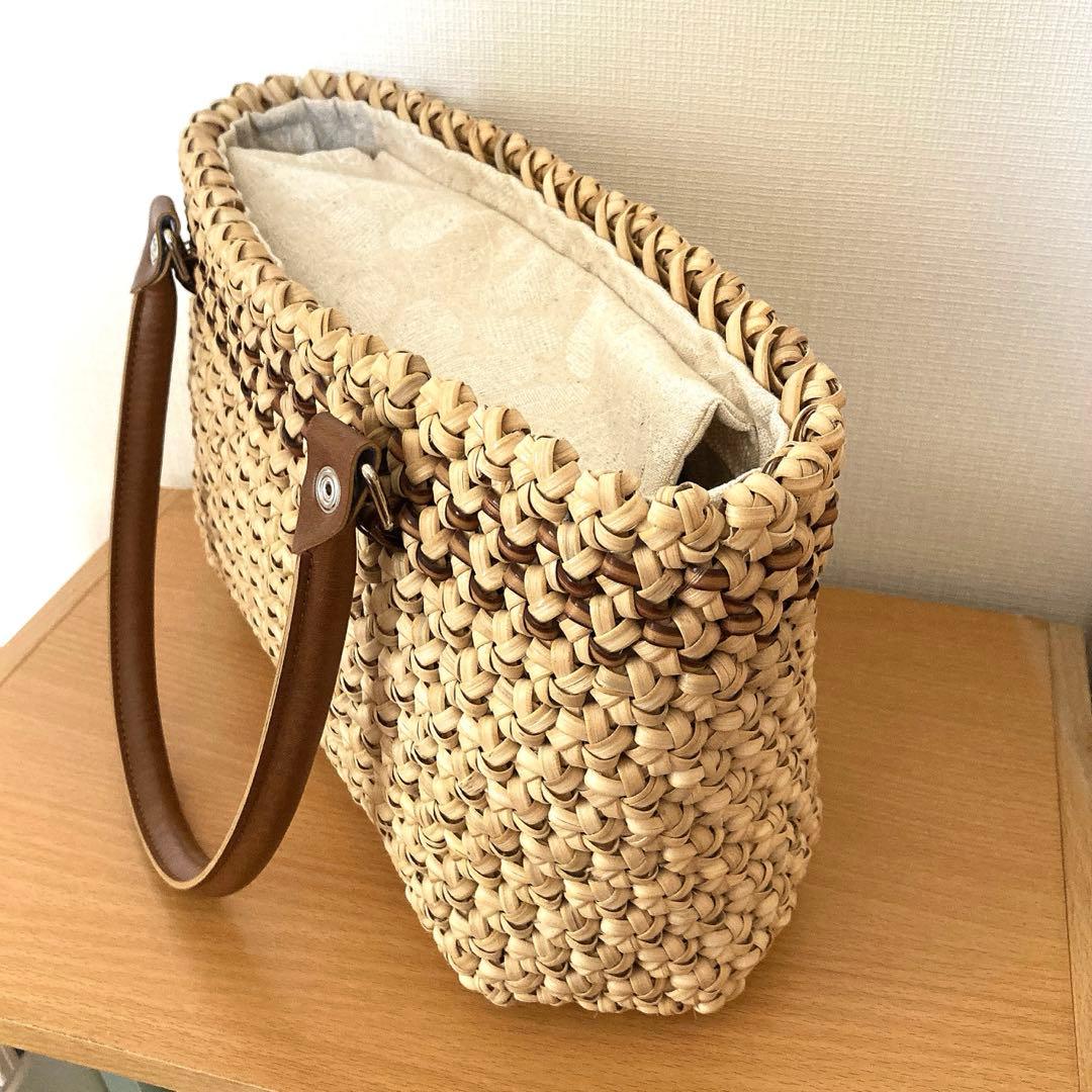 花結び編みトートバッグ ベージュブラウン　籐　ラタン
