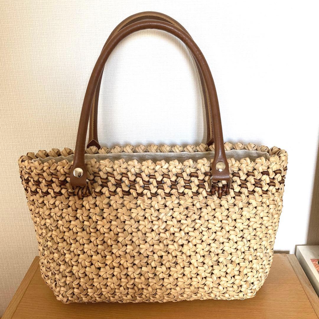 花結び編みトートバッグ ベージュブラウン　籐　ラタン