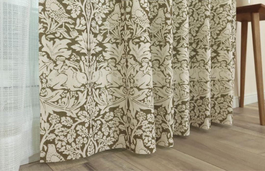 ウィリアム・モリス カーテン ブレアラビット 約130㎝×200㎝ 3級遮光