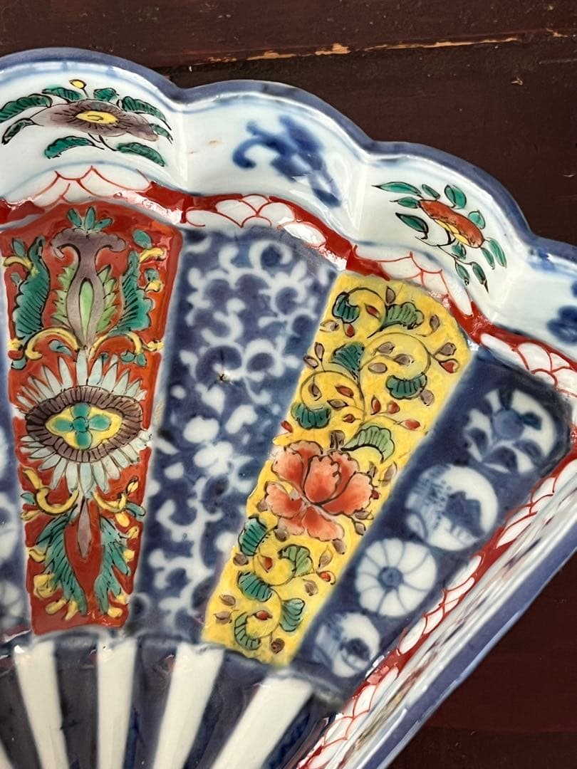 希少注文品　清朝期新渡　扇形足付鉢　五彩粉彩　丸紋唐草牡丹吉祥　変形向付菓子鉢