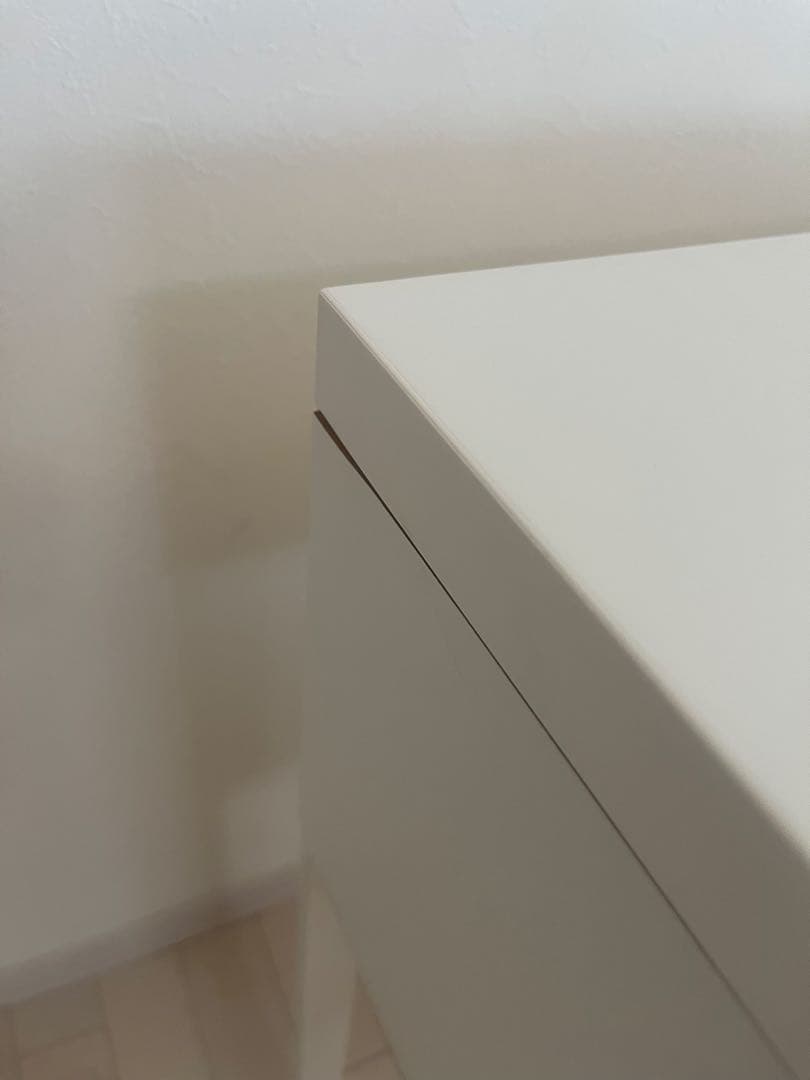 IKEA MICKE 廃盤色