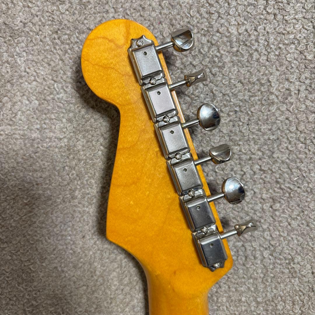 Fender Stratocaster エレキギター