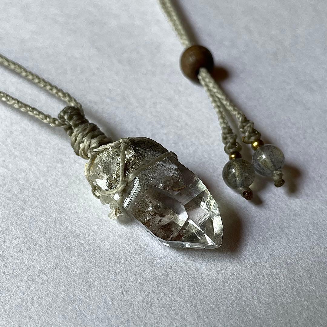 ヒマラヤ水晶 ガネッシュヒマール ＊ マクラメペンダント ネックレス 37