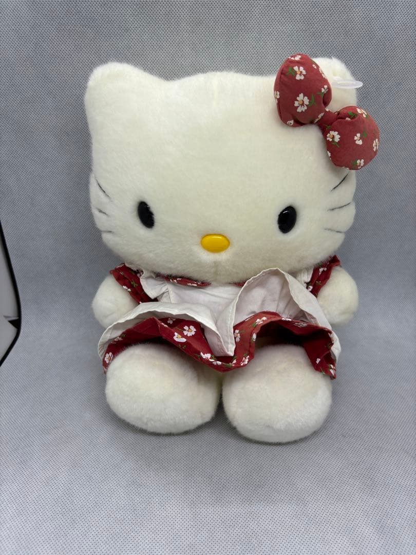 2002年製 サンリオ ハローキティ ぬいぐるみ エプロンドレス Mサイズ