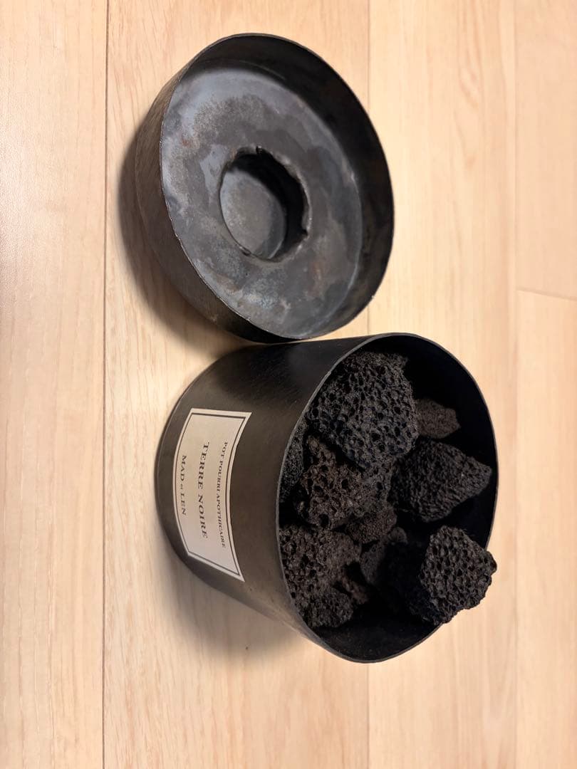 MAD et LEN マドエレン テレノア 溶岩石