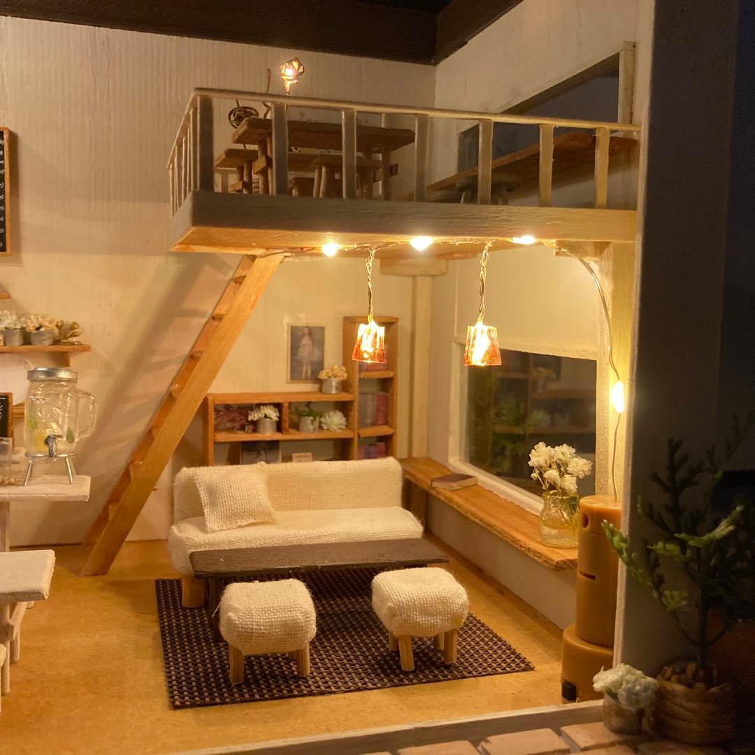 ミニチュア 2階席のあるカフェ ドールハウス - メルカリ