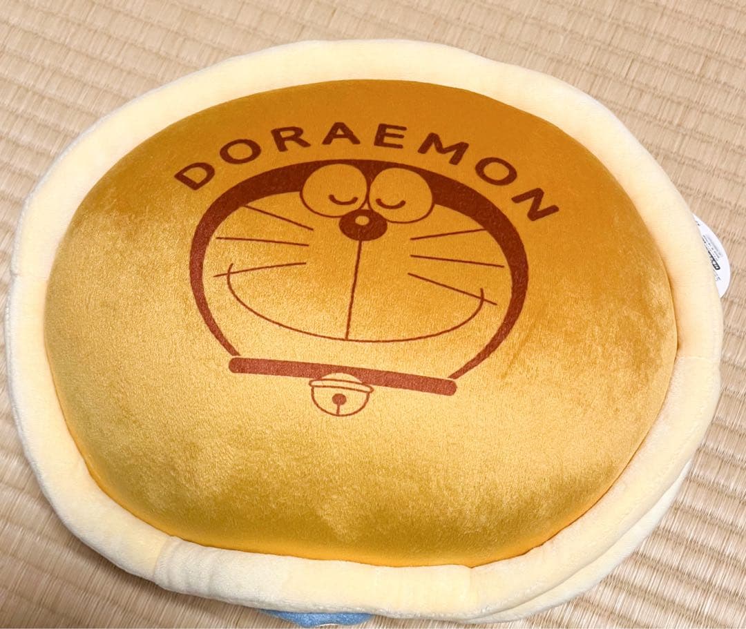 ドラえもん どら焼き ひょっこりクッション2023 フワフワ モチモチ