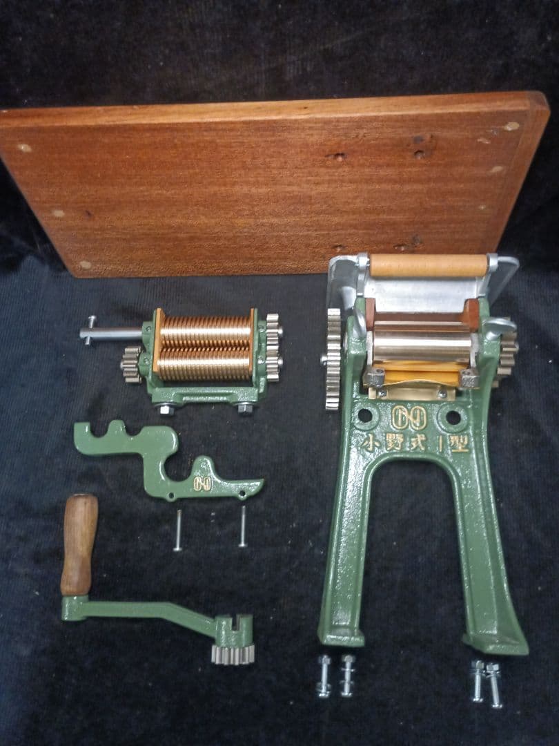 小野式製麺機1型　 Vintage noodle making machine