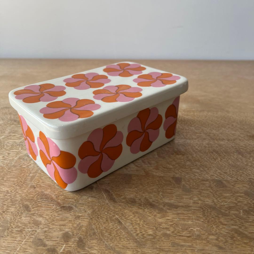 Arabia バターケース